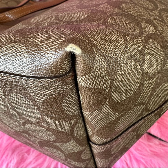 Coach Brown Classic Tote Bag - Picture 16 of 17